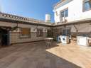 Casa en venta en La Zubia