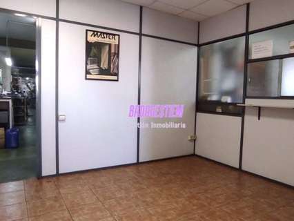 Nave industrial en venta en Badalona