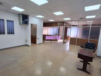 Local comercial en alquiler en Badalona