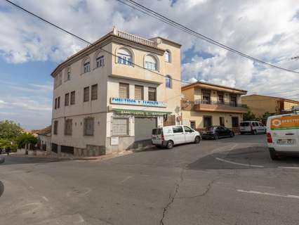 Casa en venta en La Zubia