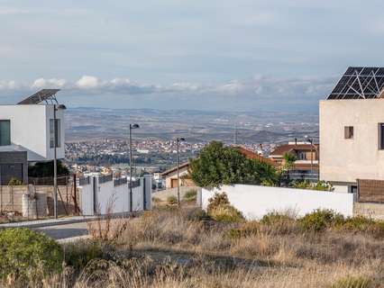 Parcela rústica en venta en La Zubia