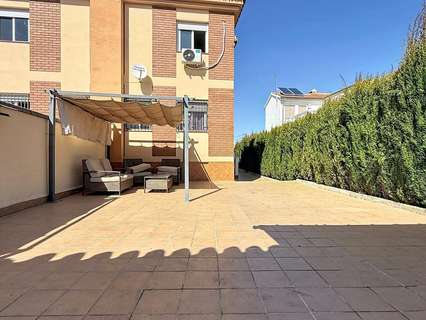 Casa en venta en La Zubia