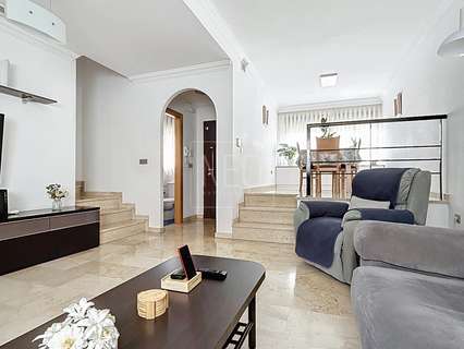 Casa en venta en La Zubia