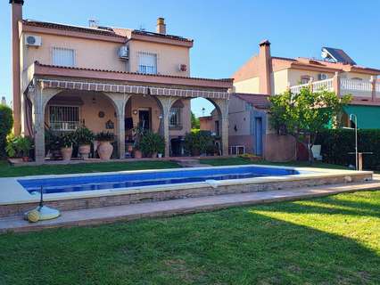 Chalet en venta en Palomares del Río rebajado