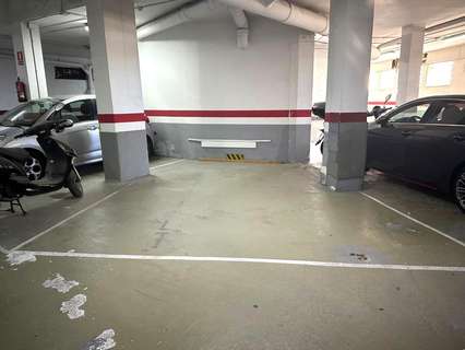 Plaza de parking en venta en Badalona