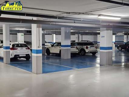 Plaza de parking en venta en Almería rebajada