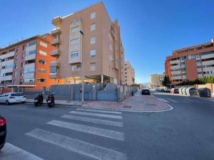Local comercial en venta en Almería