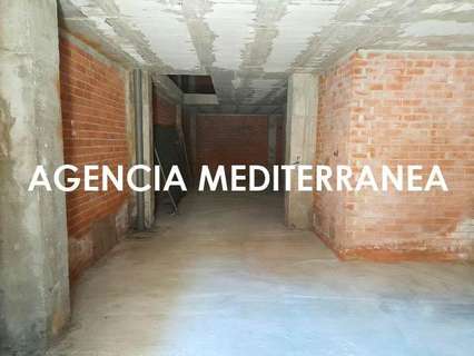 Local comercial en venta en Alzira