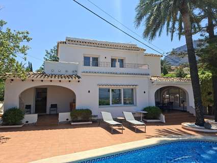 Chalet en venta en Dénia rebajado