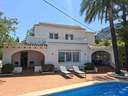 Chalet en venta en Dénia rebajado
