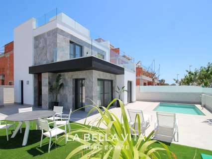 Chalet en venta en Pilar de la Horadada