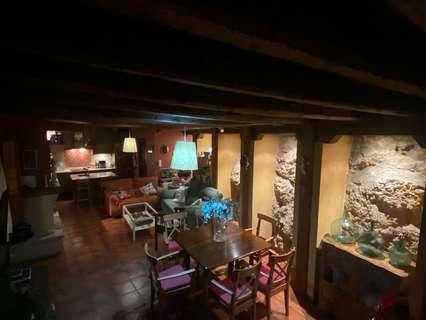 Villa en venta en Segovia, rebajada
