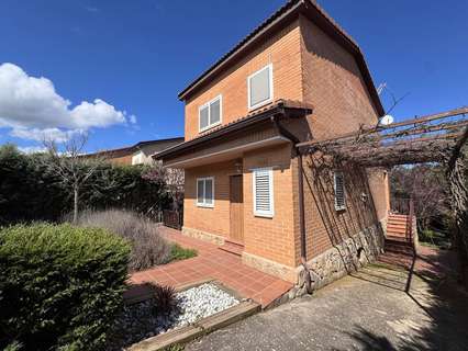 Villa en venta en El Espinar zona Los Angeles de San Rafael