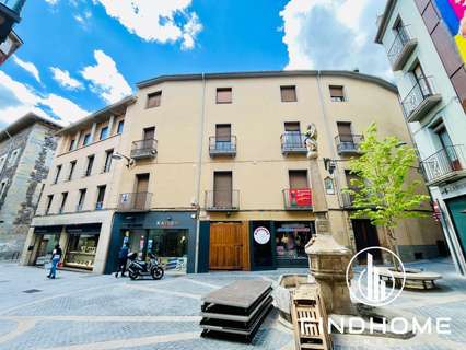 Edificio en venta en Olot
