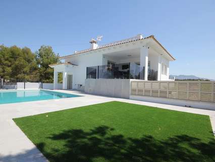 Villa en venta en La Nucía zona Mercadona Avda. Coloma