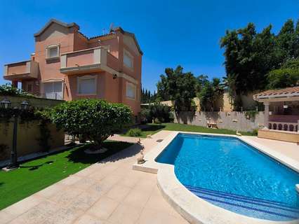 Villa en venta en La Nucía zona Mercadona Avda. Coloma