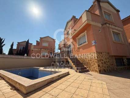 Villa en venta en La Nucía zona Mercadona Avda. Coloma
