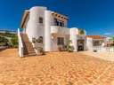 Villa en venta en L'Alfàs del Pi zona Albir