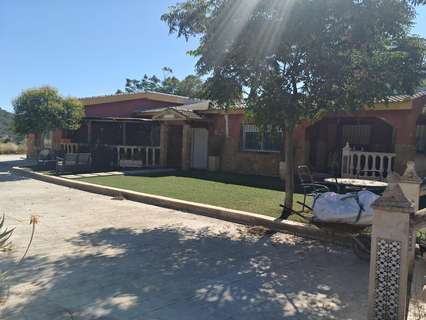 Chalet en venta en Petrer