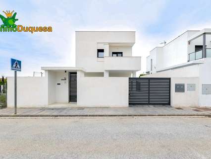 Chalet en venta en La Zubia