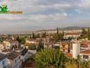Chalet en venta en La Zubia