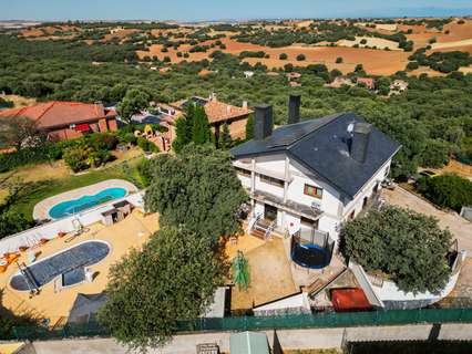 Chalet en venta en Valdeaveruelo