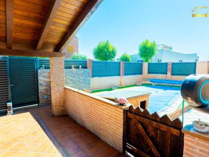 Chalet en venta en Alovera