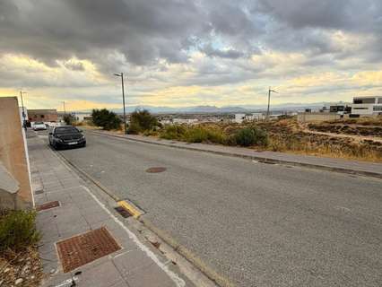 Parcela urbana en venta en La Zubia