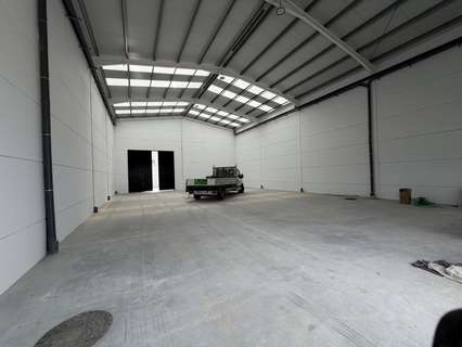 Nave industrial en alquiler en La Zubia