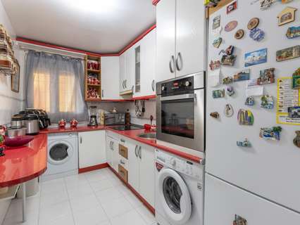 Piso en venta en La Zubia