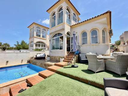 Villa en venta en Benijófar zona Benimar