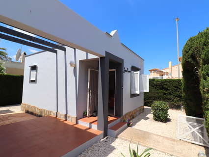 Villa en venta en Algorfa Montebello