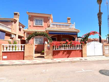 Villa en venta en Orihuela zona Orihuela-Costa rebajada