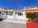 Bungalow en venta en Torrevieja zona El Chaparral