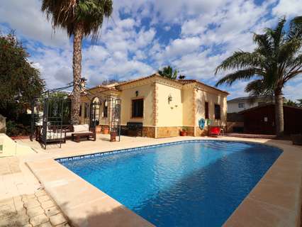Villa en venta en Formentera del Segura zona Fincas de La Vega