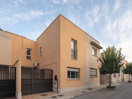 Casa en venta en Armilla