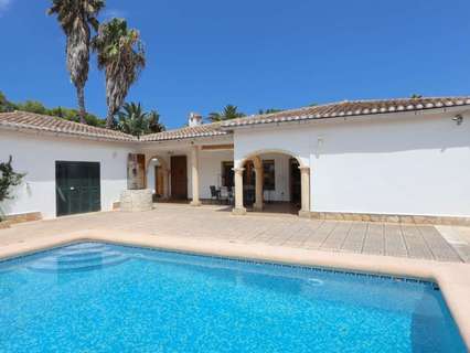 Villa en venta en Dénia zona La Xara - La Sella
