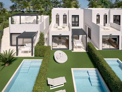 Villa en venta en Los Alcázares zona Santa Rosalia Lake Resort