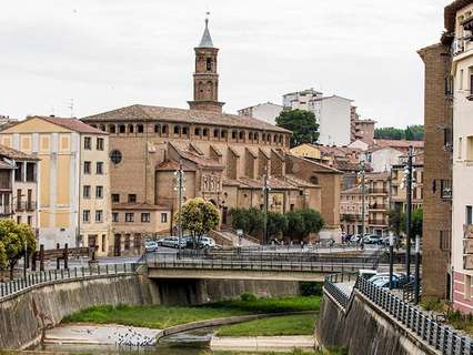 Local comercial en venta en Barbastro