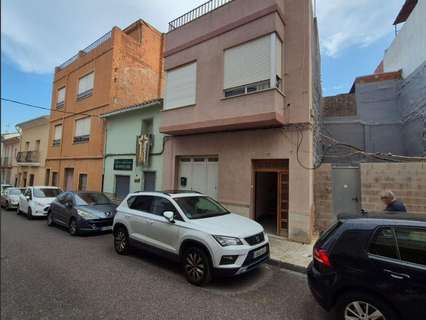 Casa en venta en La Vall d'Uixó