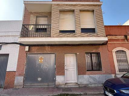Casa en venta en La Línea de la Concepción rebajada