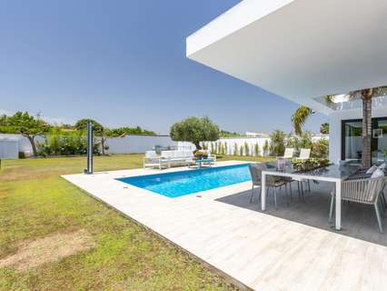 Chalet en venta en Los Barrios