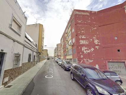 Piso en venta en Almería