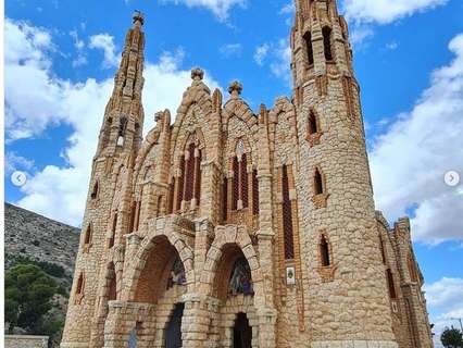 Chalet en venta en Novelda