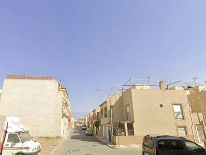 Casa en venta en Roquetas de Mar rebajada