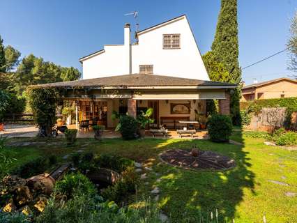 Casa en venta en Montcada i Reixac rebajada