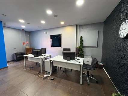 Local comercial en alquiler en Montcada i Reixac