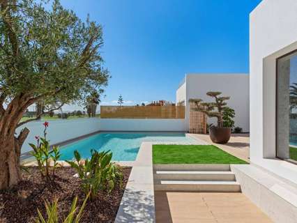 Villa en venta en Los Alcázares rebajada