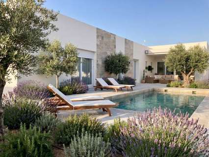 Villa en venta en El Pinós/Pinoso