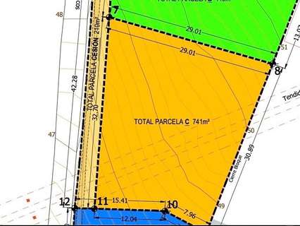 Parcela rústica en venta en Oleiros